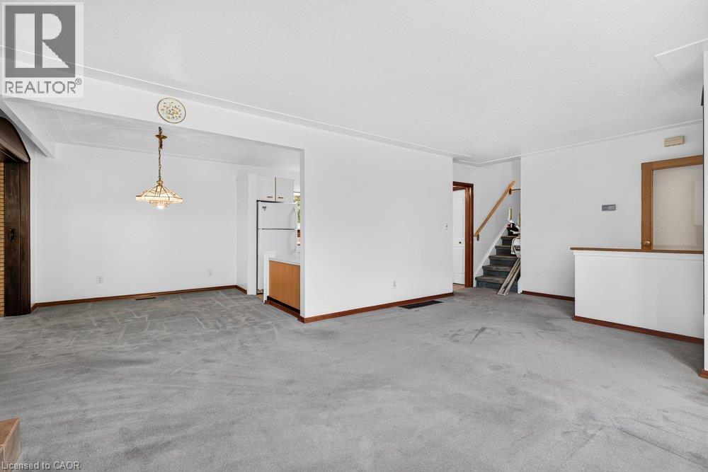 572 Bridgman Avenue, Burlington, Ontario  L7R 2V4 - Photo 10 - 40848942
