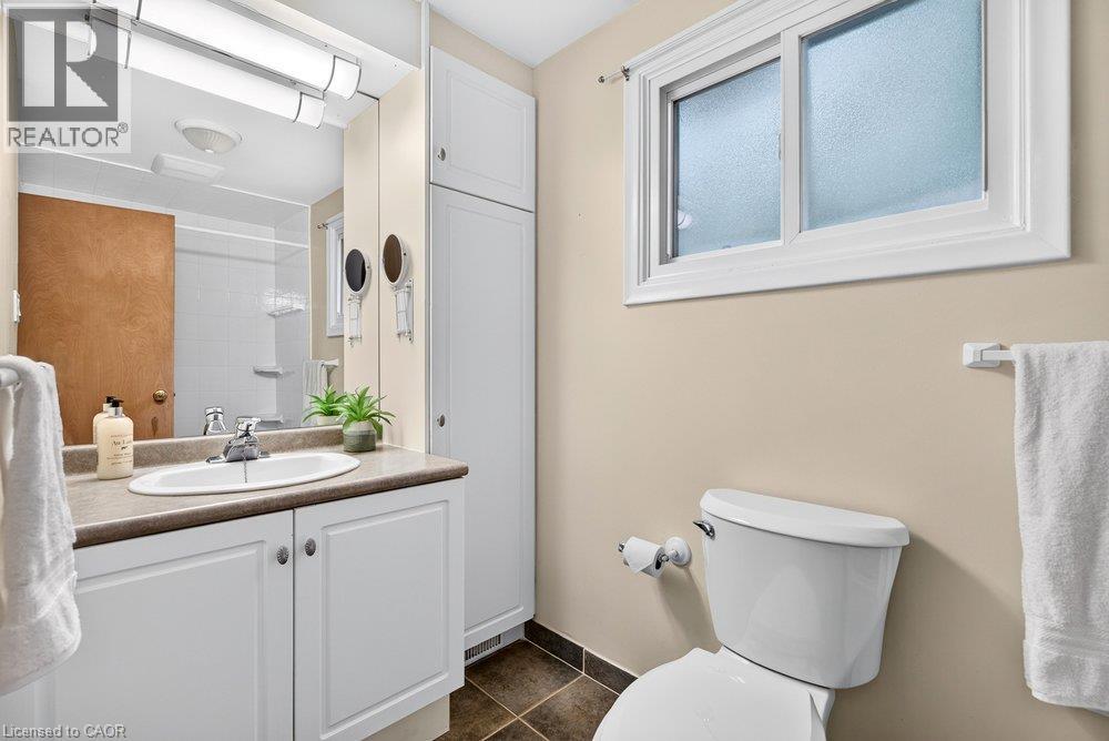572 Bridgman Avenue, Burlington, Ontario  L7R 2V4 - Photo 26 - 40848942