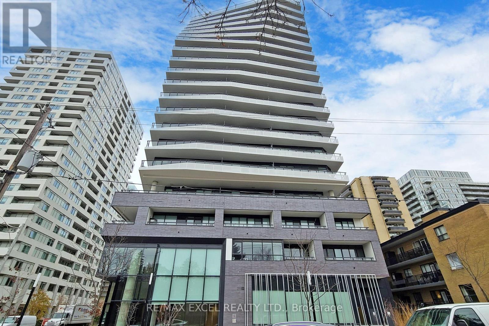 609 - 11 LILLIAN STREET, Toronto (Mount Pleasant West)