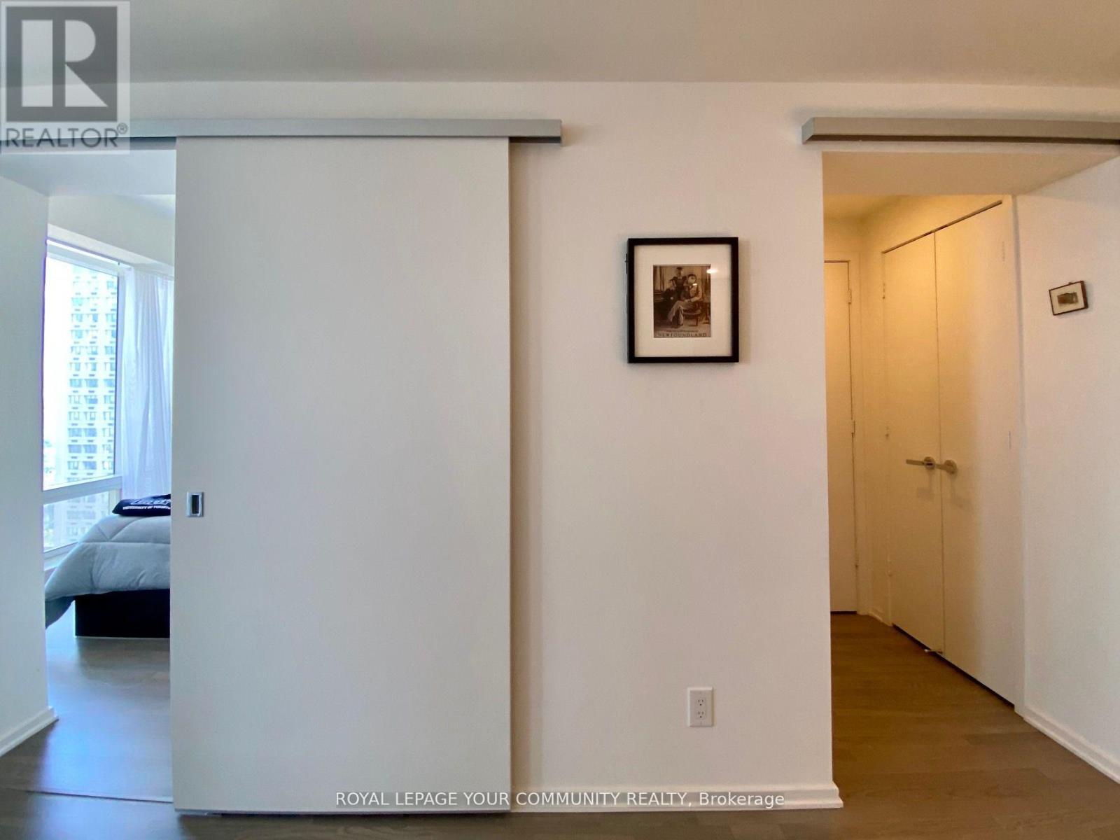 2812 - 1 Bloor Street E, Toronto, Ontario M4W 0A9 - Photo 7 - C13578202