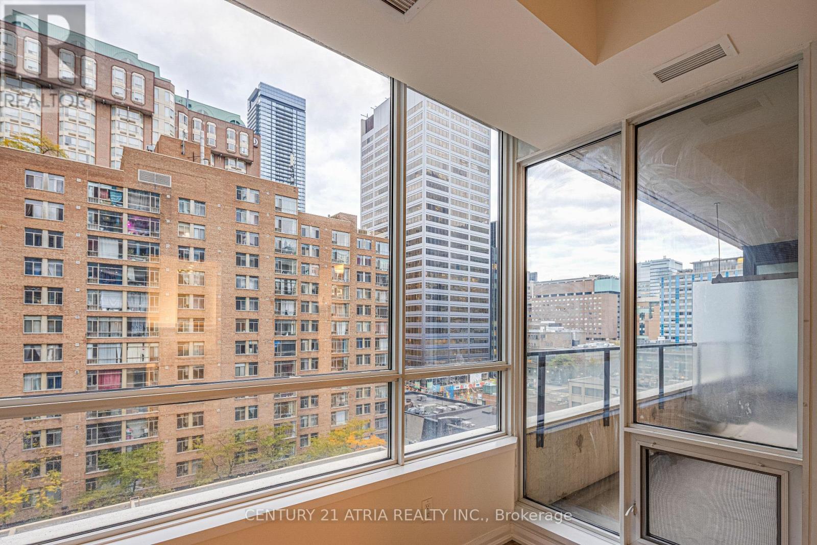 1117 - 111 ELIZABETH STREET