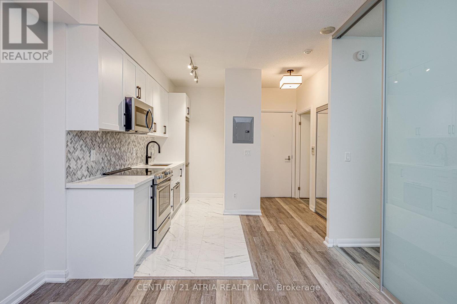 1117 - 111 Elizabeth Street, Toronto, Ontario  M5G 1P7 - Photo 3 - C13578232