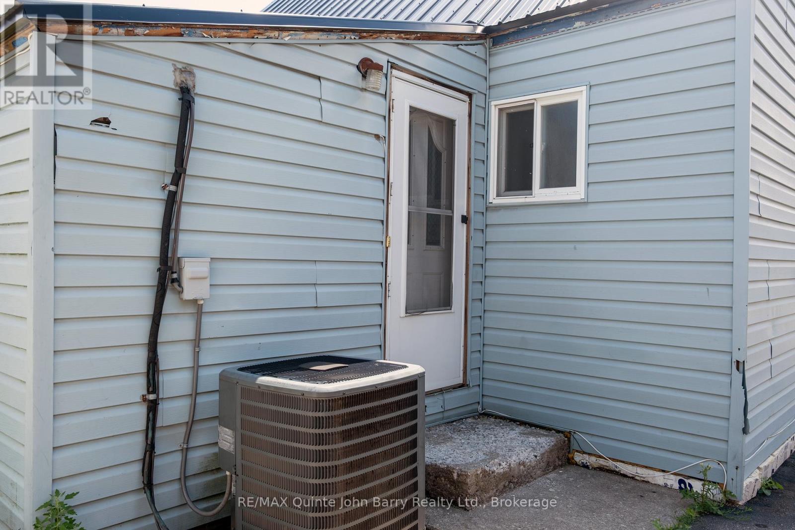 14 Harriet Street, Quinte West (Trenton Ward), Ontario  K8V 4L4 - Photo 16 - X13578260