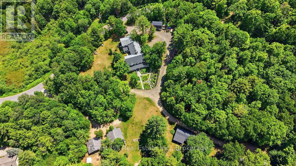 1040 Walker Lake Drive, Lake Of Bays, Ontario  P1H 2J6 - Photo 6 - X13578400