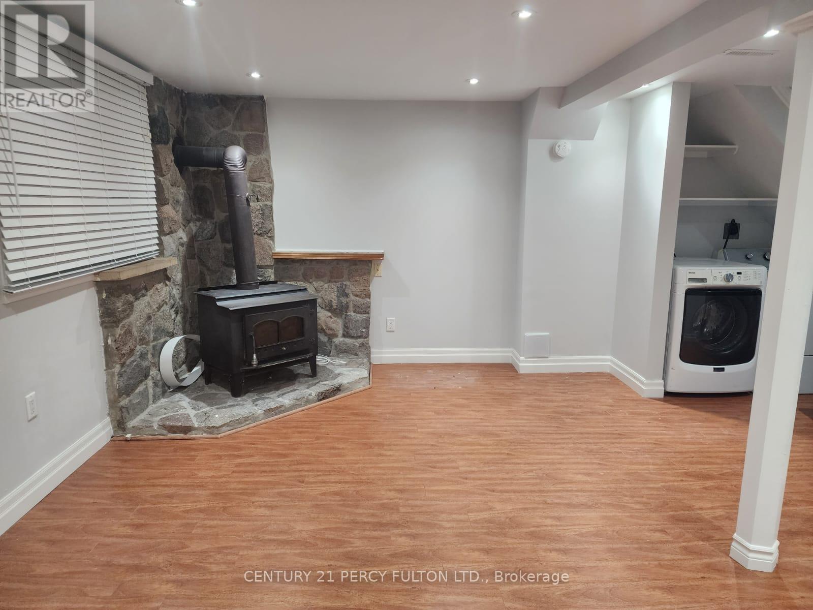 38 Palmer Drive, Ajax, Ontario  L1S 5T9 - Photo 3 - E13578394