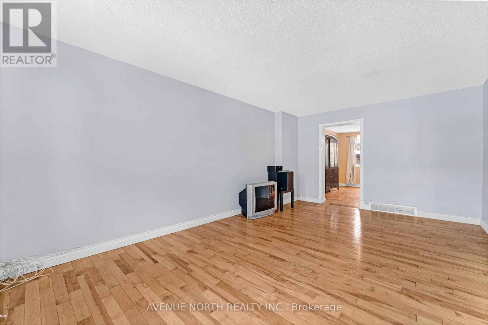 3489 Southgate Road, Ottawa, Ontario  K1V 7Y5 - Photo 5 - X13578146