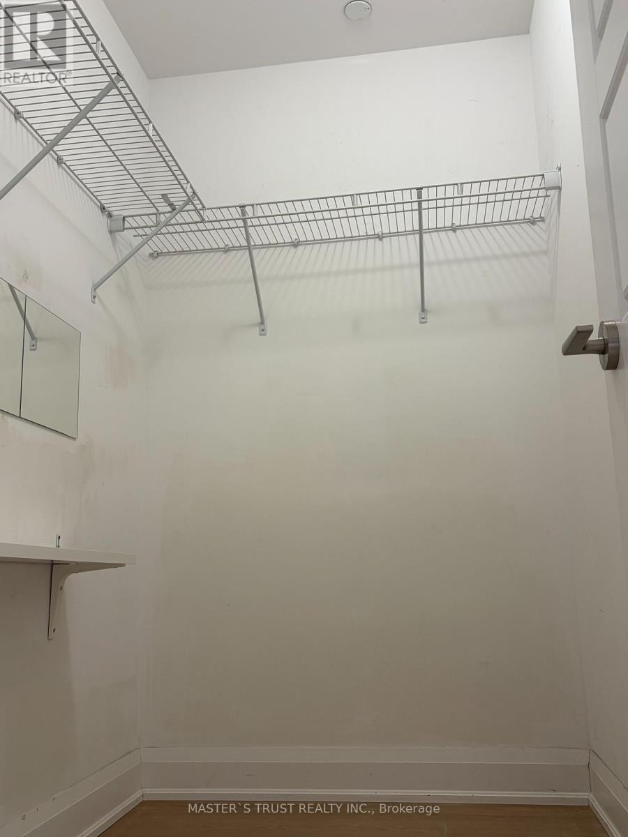 621 - 8228 Birchmount Road, Markham, Ontario L3R 1A6 - Photo 4 - N13578304