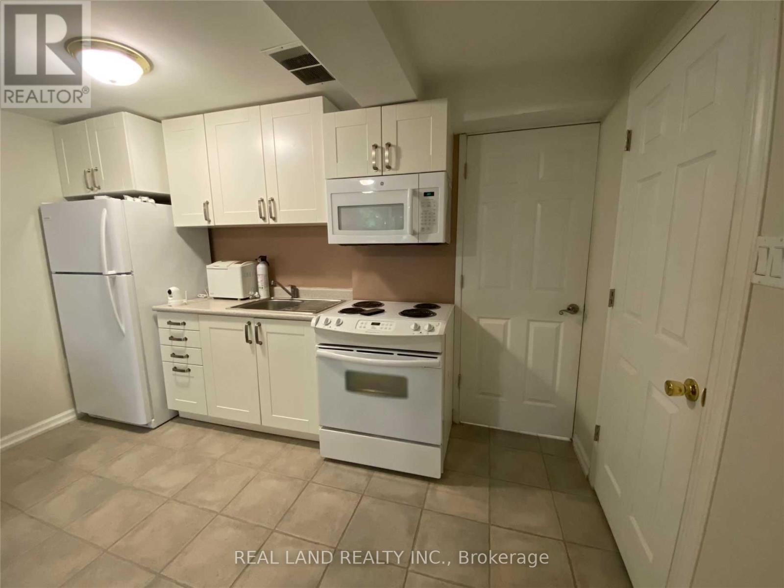 Bsmt 28 Lina Marra Drive, Vaughan, Ontario  L4K 5E8 - Photo 5 - N13578388