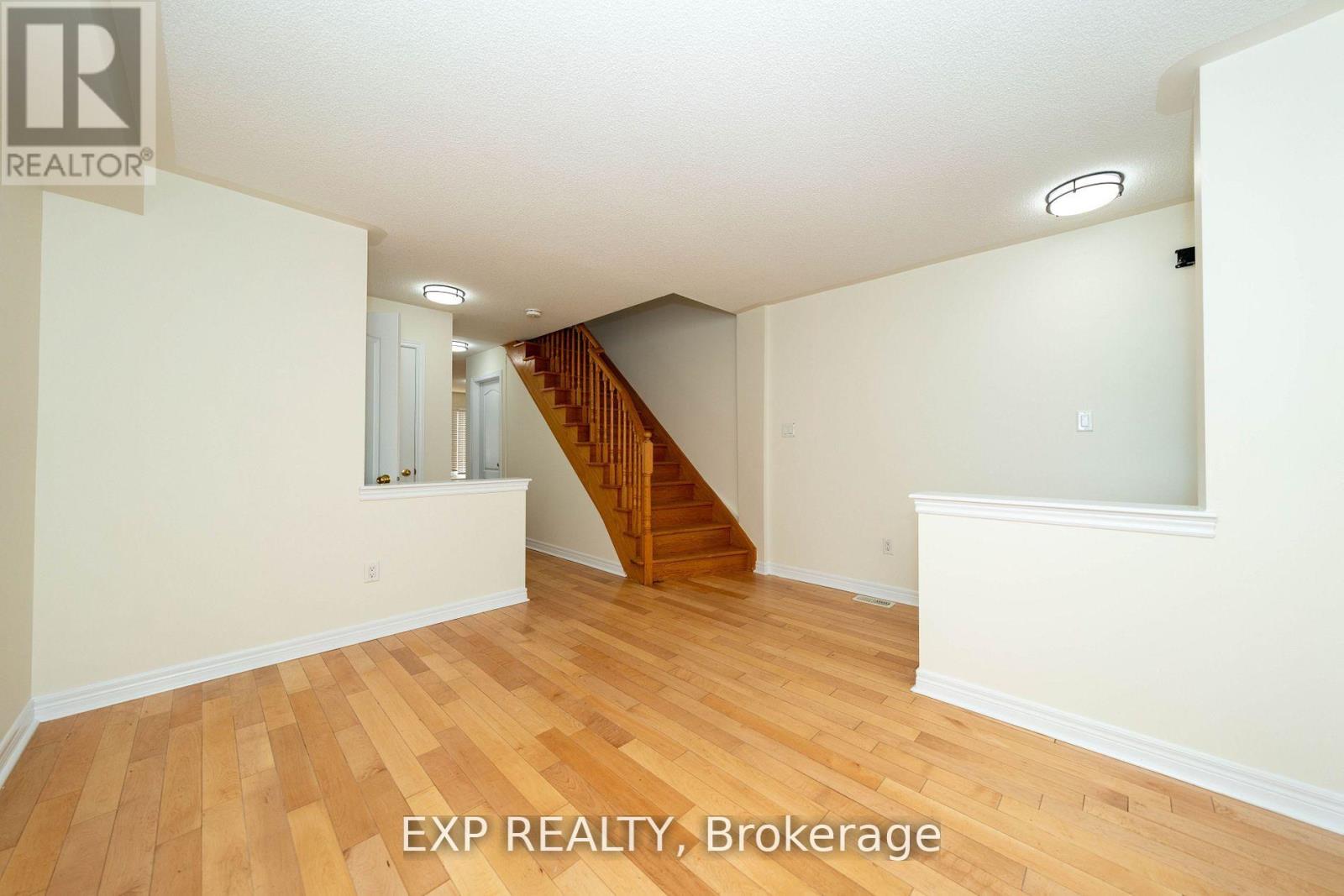 Main & Upper - 272 Duncan Lane, Milton, Ontario  L9T 7A8 - Photo 5 - W13578194