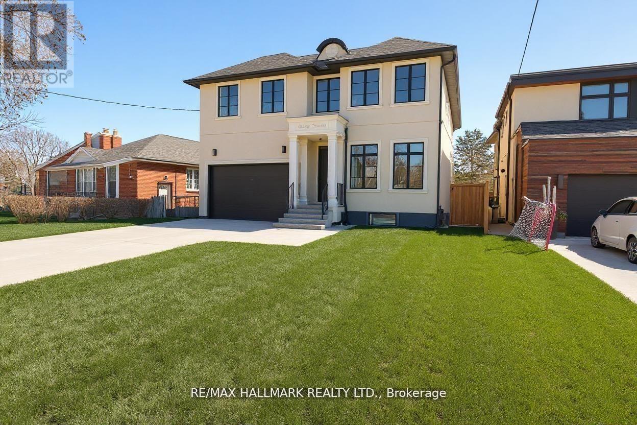 MAIN & 2ND FLOOR - 42 AGAR CRESCENT, Toronto (Islington-City Centre West)