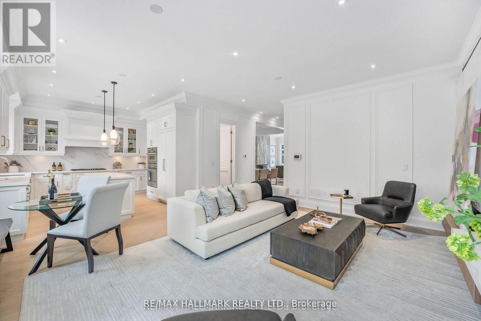 Main & 2nd Floor - 42 Agar Crescent, Toronto, Ontario  M9B 5A6 - Photo 13 - W13578240