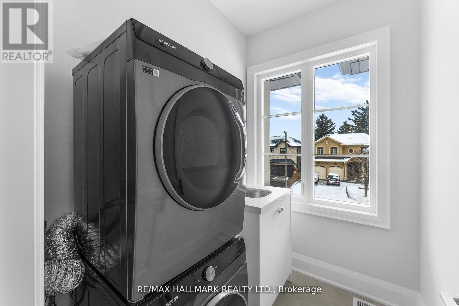 Main & 2nd Floor - 42 Agar Crescent, Toronto, Ontario  M9B 5A6 - Photo 42 - W13578240