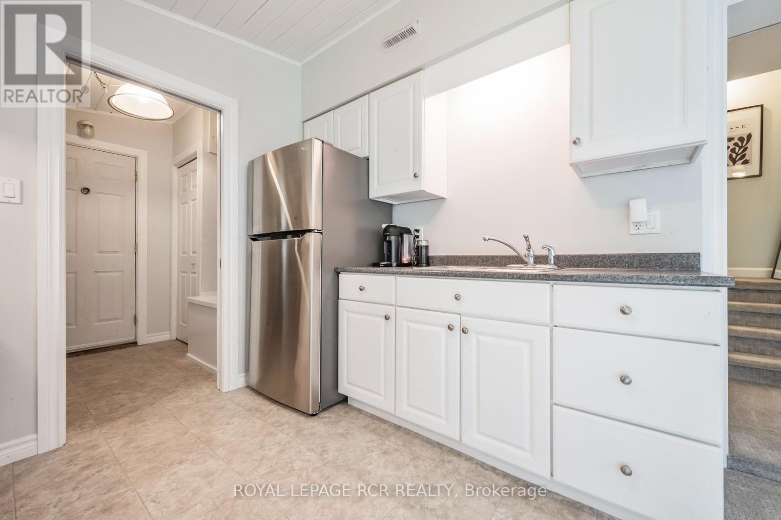 Lower - 64 Second Street, Orangeville, Ontario  L9W 2C1 - Photo 5 - W13578242