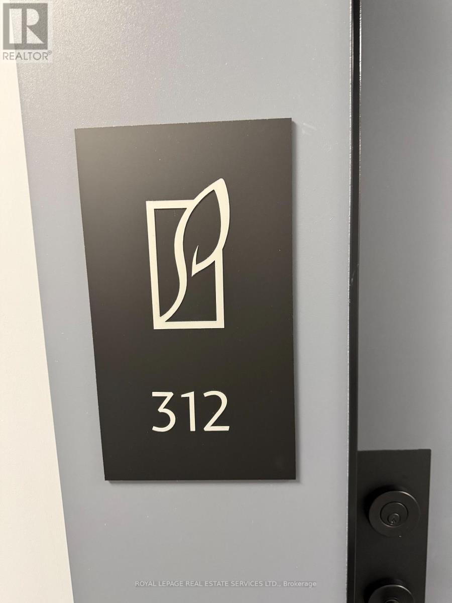 312 - 430 SQUARE ONE DRIVE