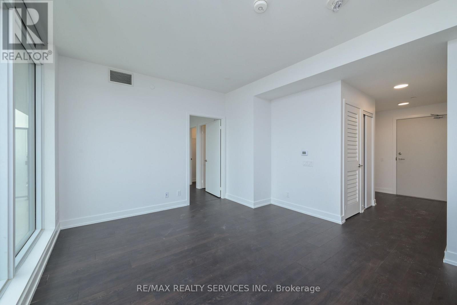 1110n - 225 Veterans Drive, Brampton, Ontario  L7A 5L7 - Photo 12 - W13578384