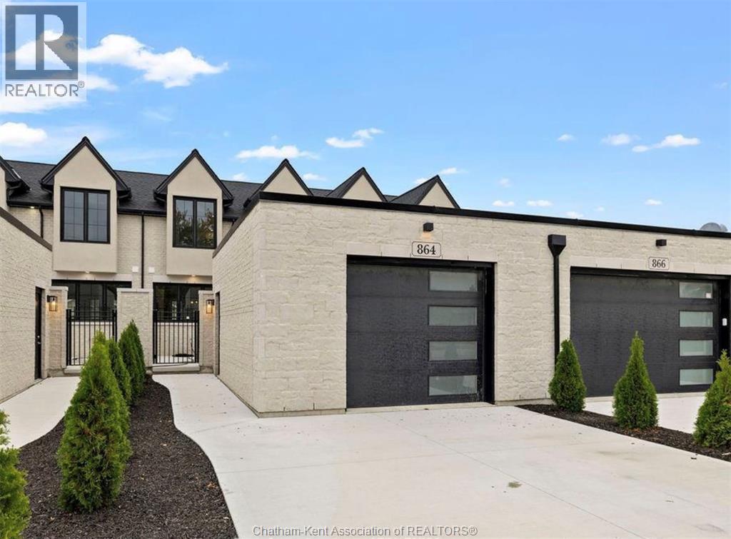 864 Park AVENUE West, Chatham