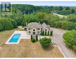 3911 CHARLESTON SIDE ROAD, Caledon, Ontario
