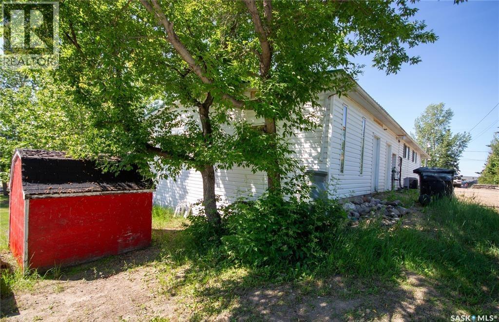 12 Highland Avenue, Jackfish Lake, Saskatchewan  S0M 1X0 - Photo 17 - SK042945