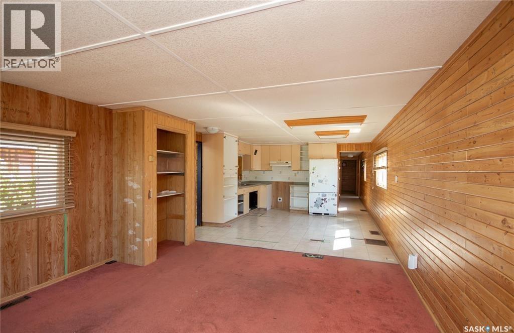 12 Highland Avenue, Jackfish Lake, Saskatchewan  S0M 1X0 - Photo 4 - SK042945