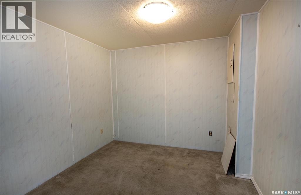 12 Highland Avenue, Jackfish Lake, Saskatchewan  S0M 1X0 - Photo 7 - SK042945