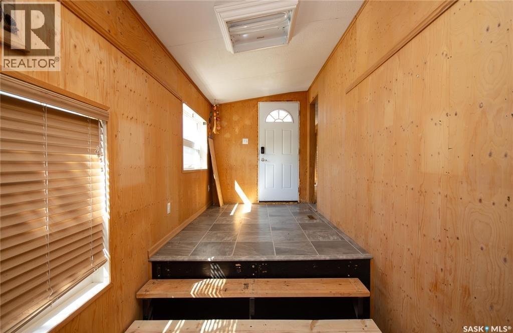 12 Highland Avenue, Jackfish Lake, Saskatchewan  S0M 1X0 - Photo 9 - SK042945