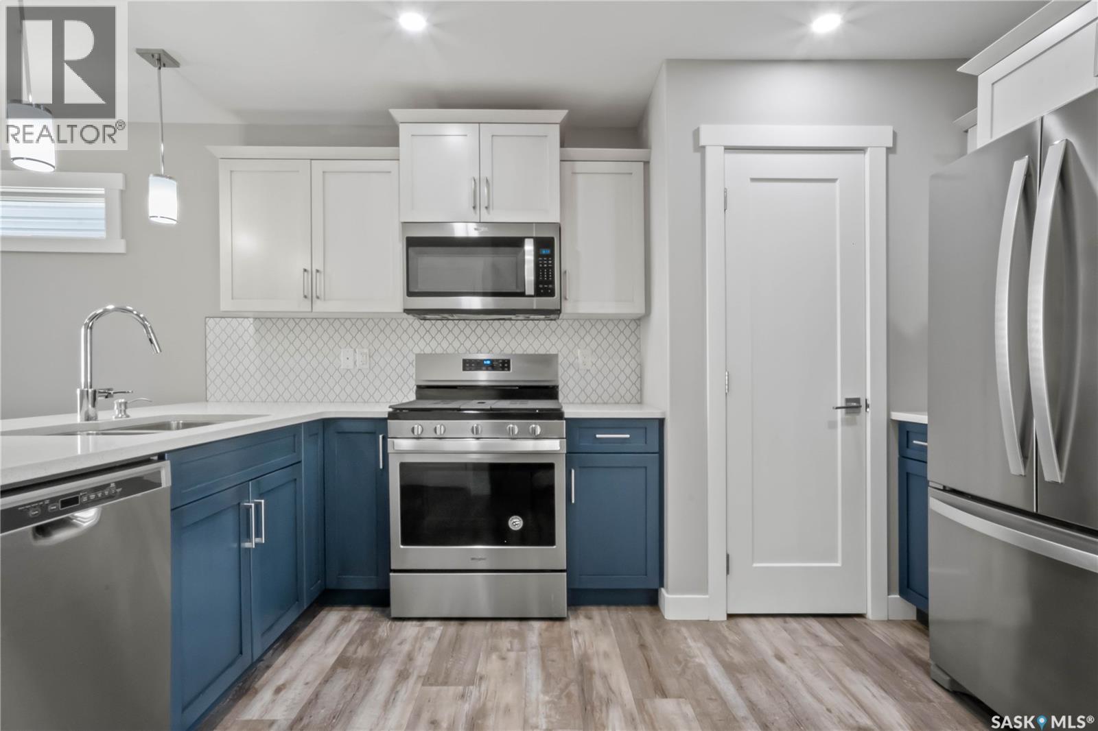 3271 Green Brook Road, Regina, Saskatchewan  S4V 3R3 - Photo 11 - SK042941