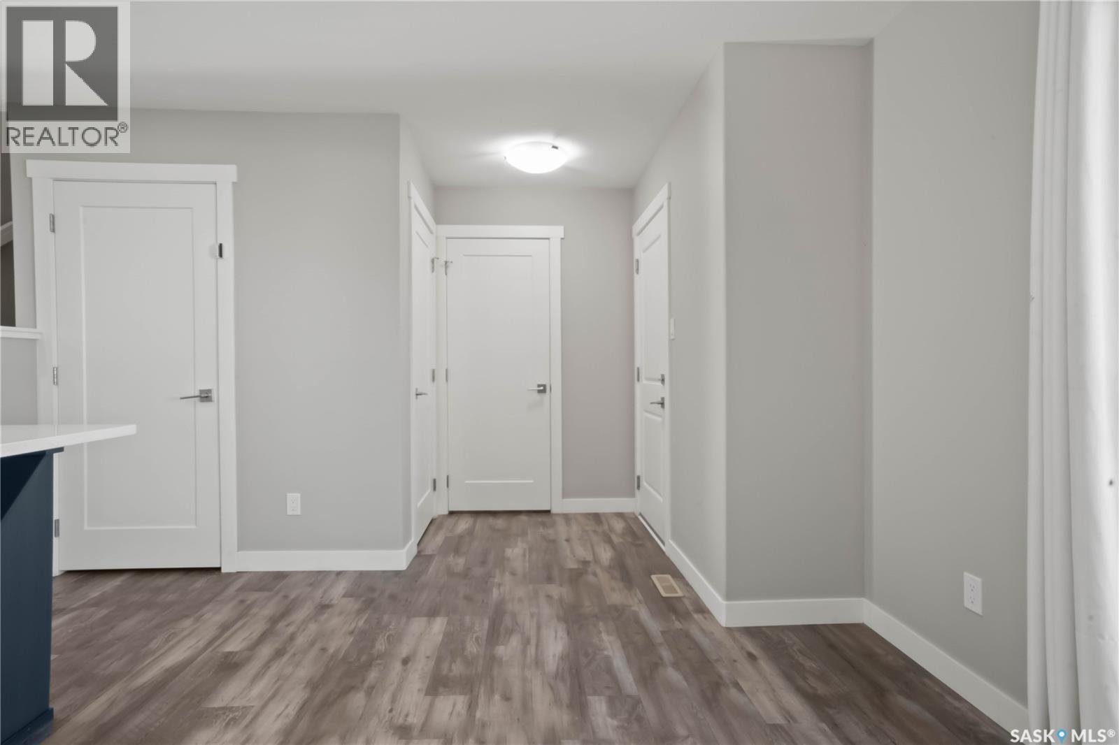 3271 Green Brook Road, Regina, Saskatchewan  S4V 3R3 - Photo 15 - SK042941