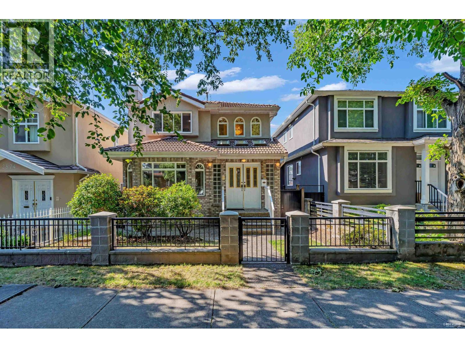 2866 E 44TH AVENUE, Vancouver, British Columbia