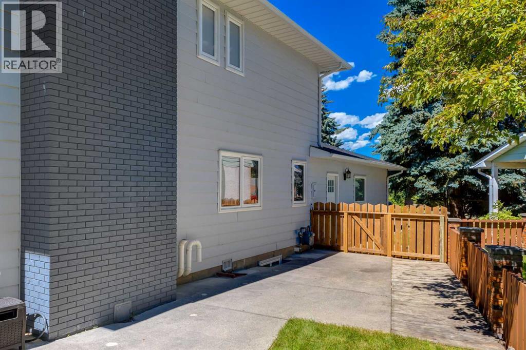 416 Oakhill Place SW, Calgary, Alberta  T2V 3X6 - Photo 25 - A2321125
