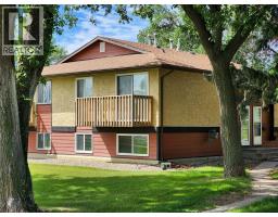 22, 5 Acadia Road W, Lethbridge, Alberta