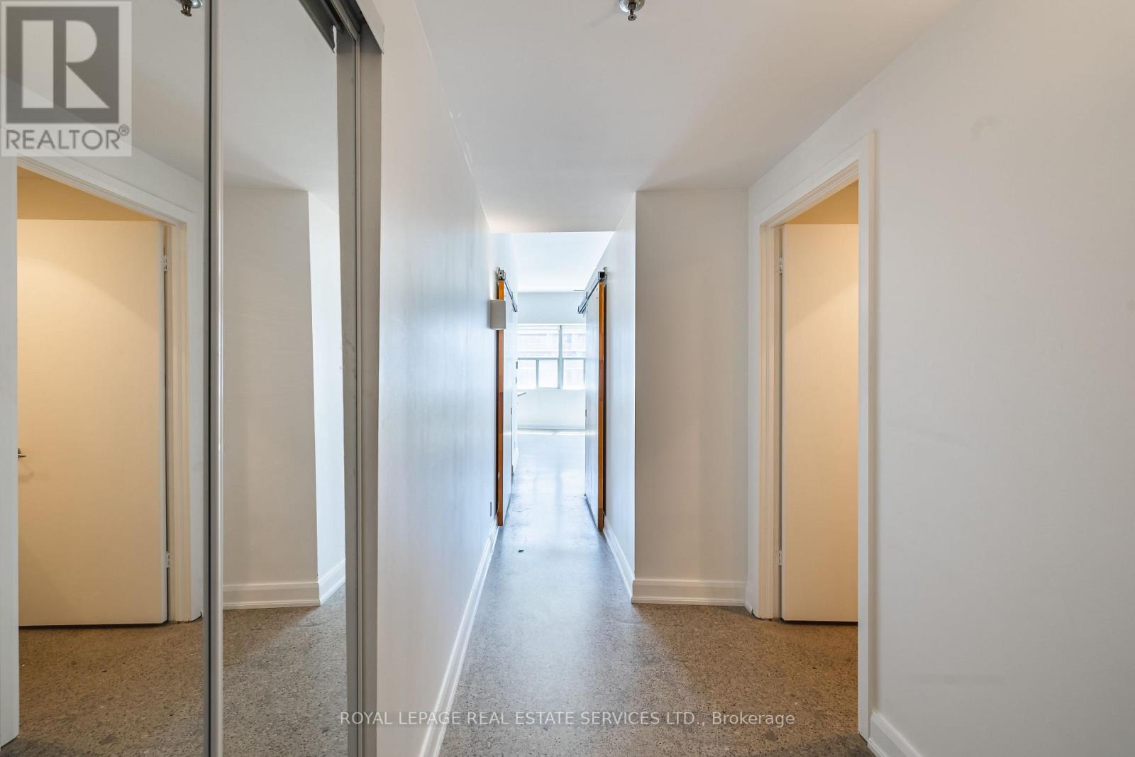 613 - 700 King Street W, Toronto, Ontario  M5V 2Y6 - Photo 3 - C13578458