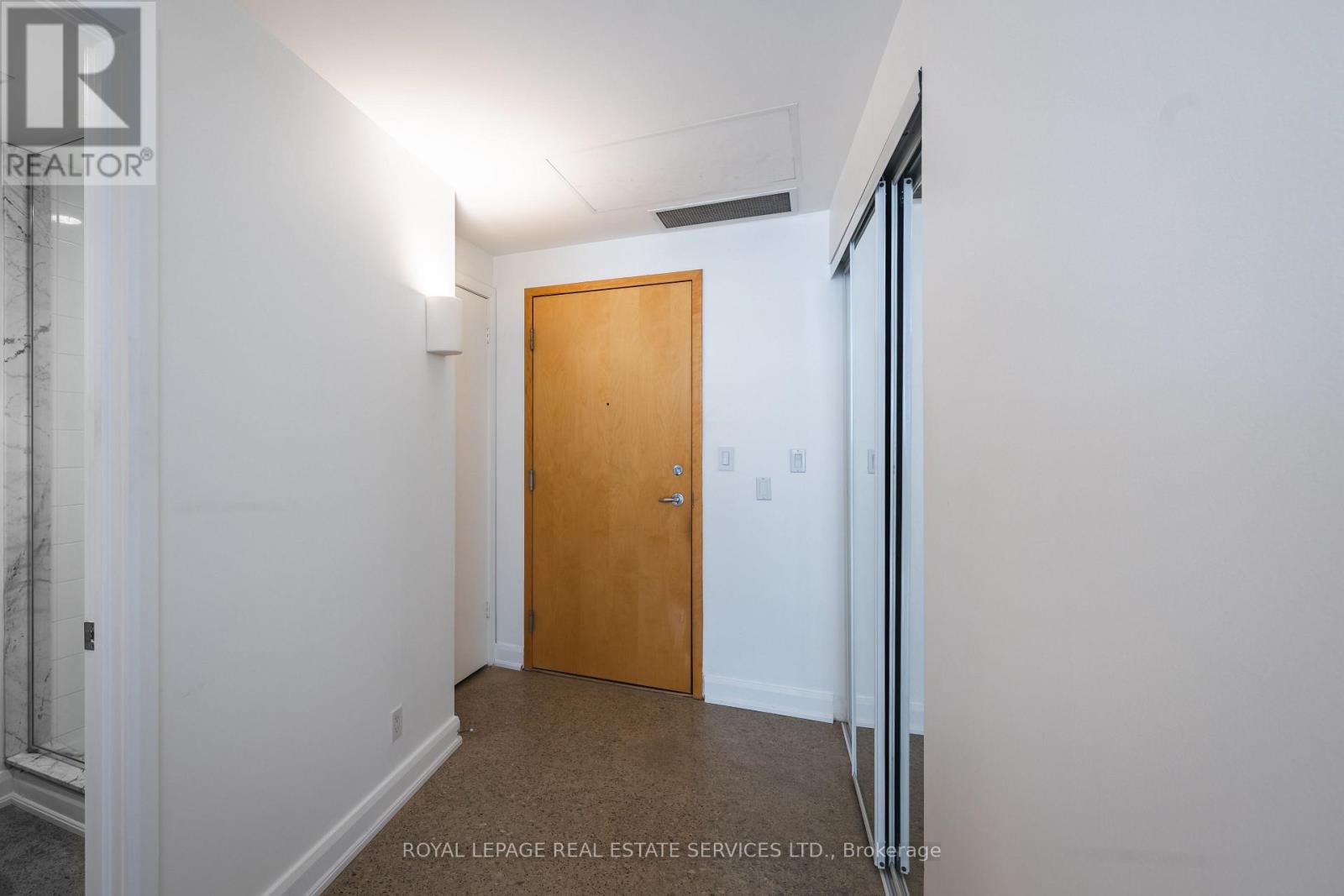613 - 700 King Street W, Toronto, Ontario  M5V 2Y6 - Photo 4 - C13578458