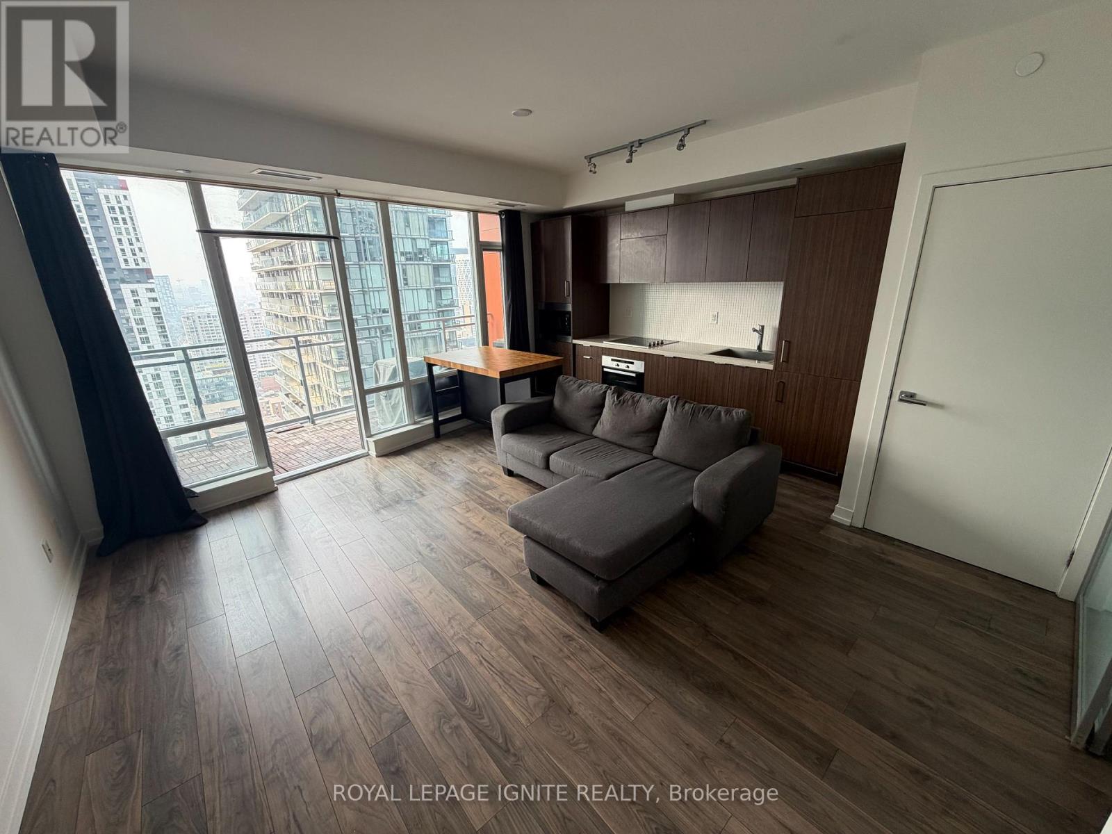 2905 - 21 Widmer Street, Toronto, Ontario  M5V 2E8 - Photo 5 - C13578498
