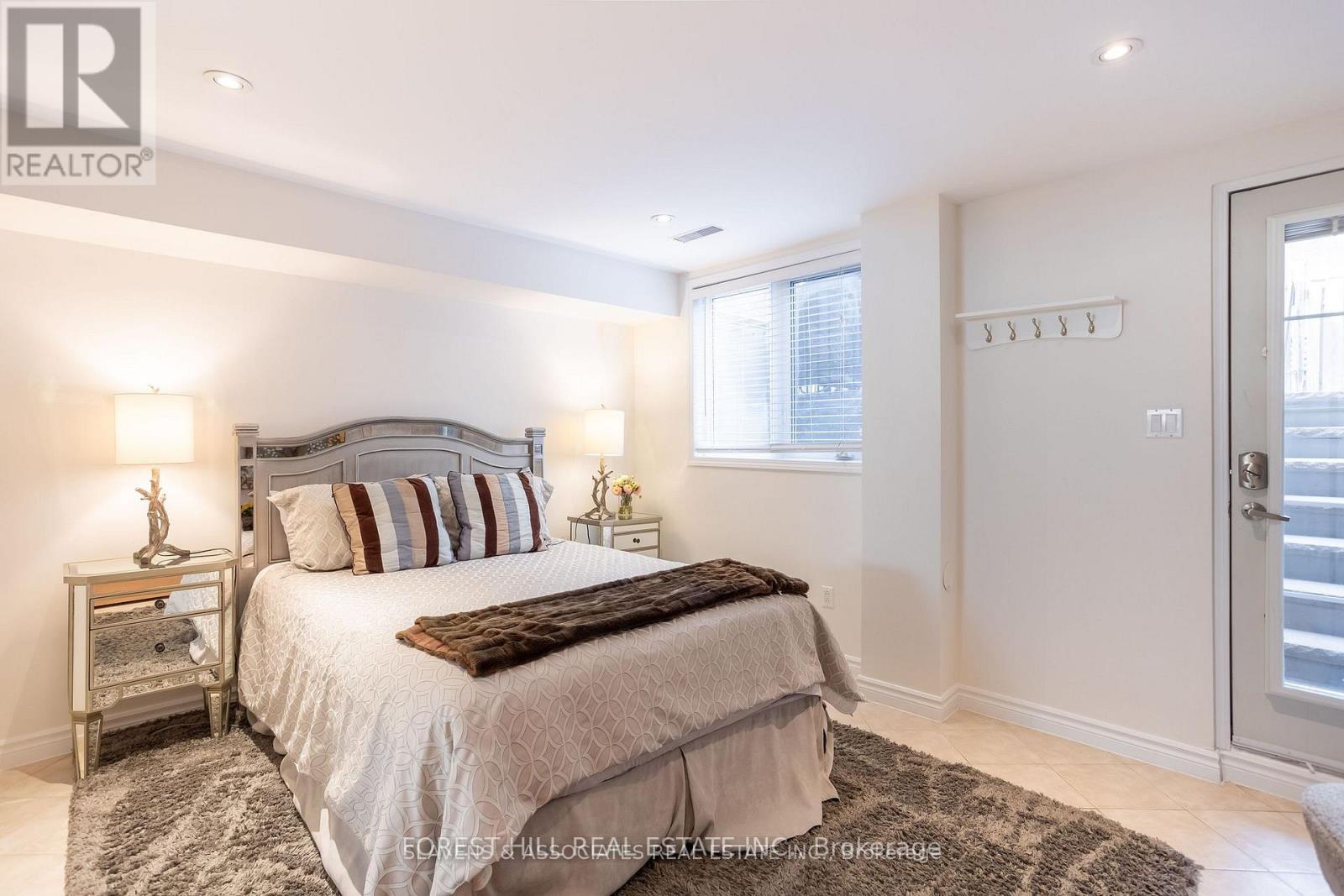 Lower - 108 Dupont Street, Toronto, Ontario M5R 1V2 - Photo 6 - C13578516