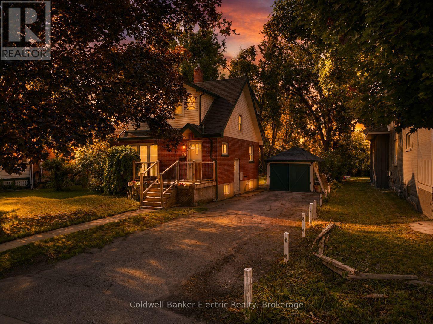 78 Melbourne Street W, Kawartha Lakes, Ontario  K9V 2T3 - Photo 1 - X13578456