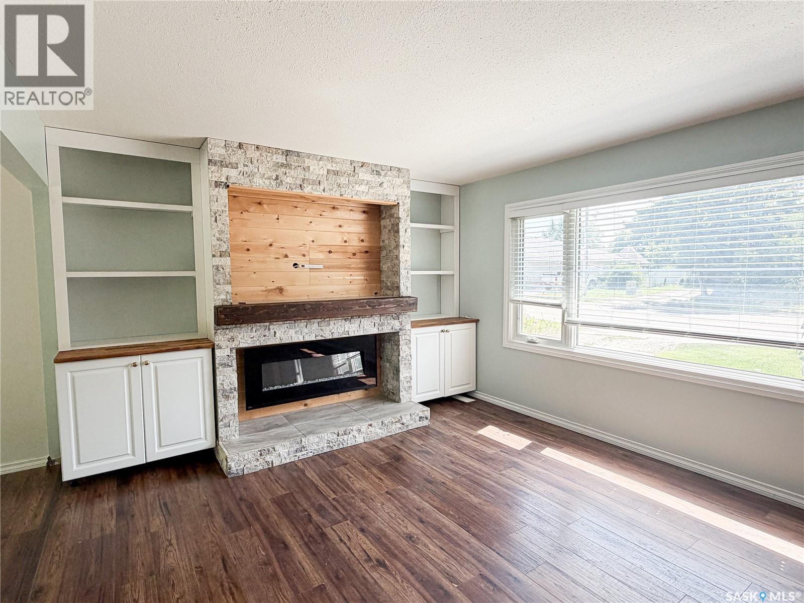 420 1st Street W, Meadow Lake, Saskatchewan  S9X 1E5 - Photo 3 - SK040990