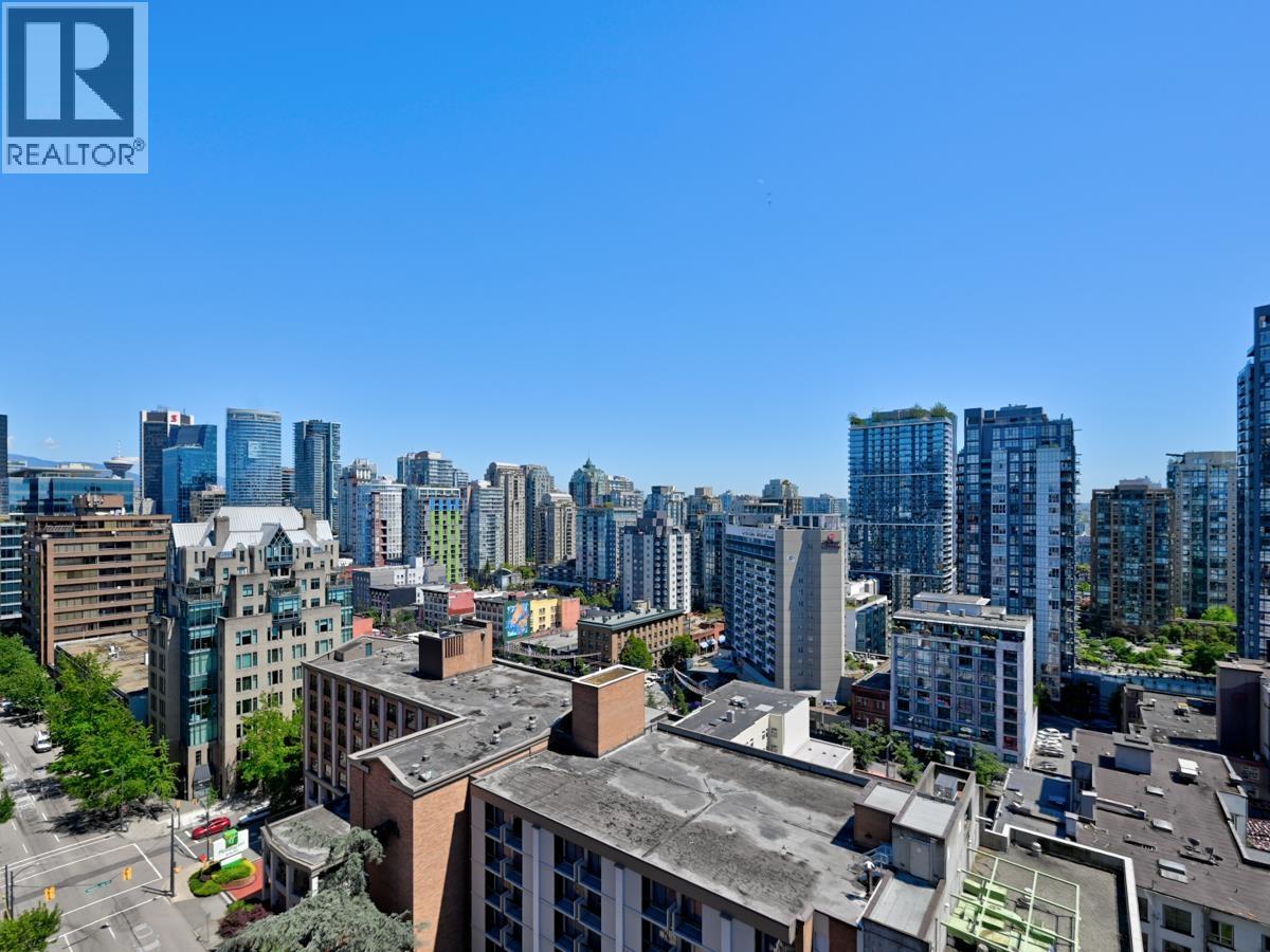 2004 1189 Howe Street, Vancouver, British Columbia  V6Z 2X4 - Photo 3 - R3147481