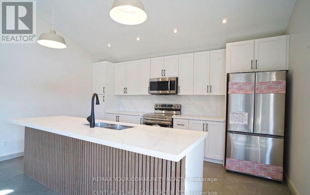 236 Simcoe Avenue, Georgina, Ontario  L4P 2H8 - Photo 20 - N13578420