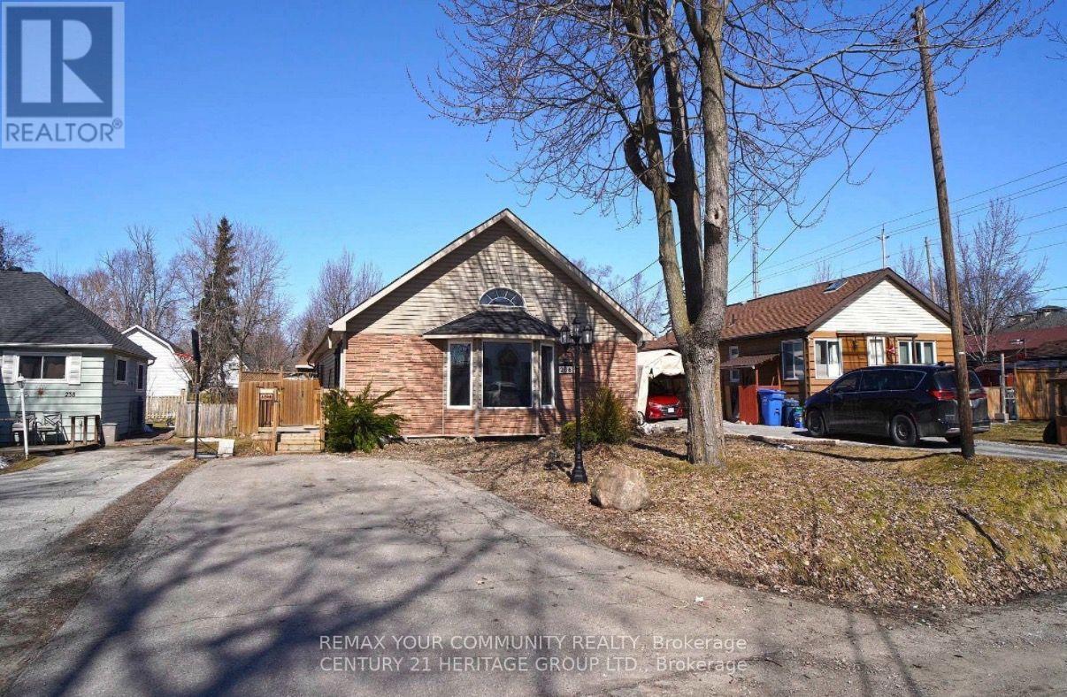 236 Simcoe Avenue, Georgina, Ontario  L4P 2H8 - Photo 3 - N13578420