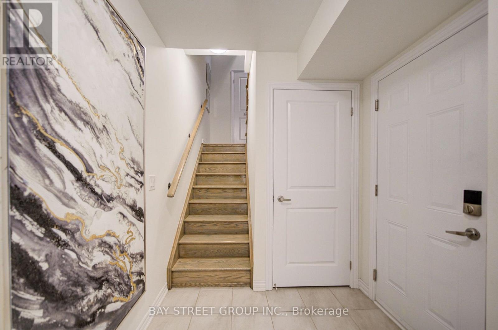 7 Schmidt Lane, Markham, Ontario  L6C 3L7 - Photo 4 - N13578570
