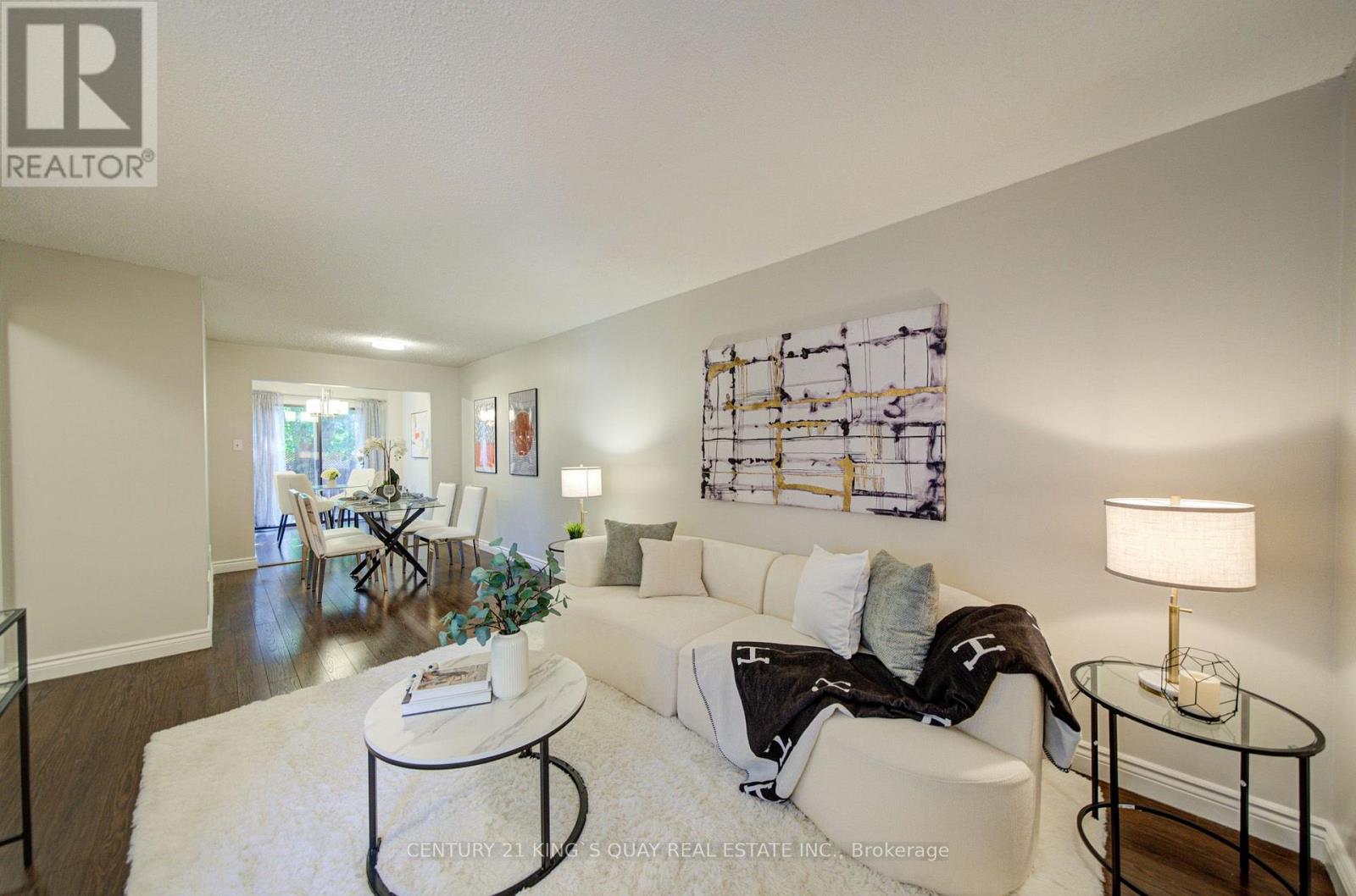 17 Croxley Green, Markham, Ontario  L3R 3T5 - Photo 4 - N13576236