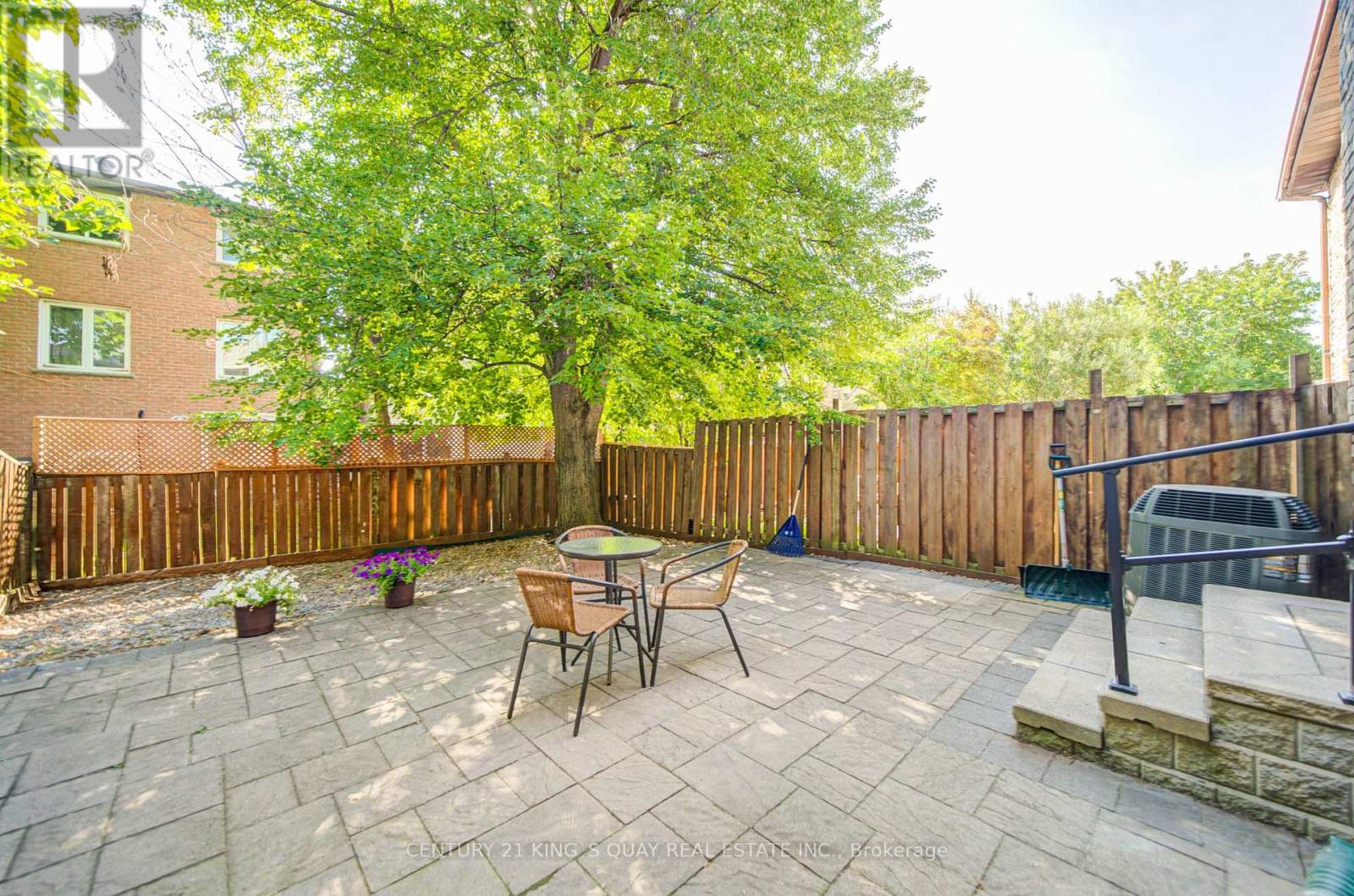 17 Croxley Green, Markham, Ontario  L3R 3T5 - Photo 14 - N13576236