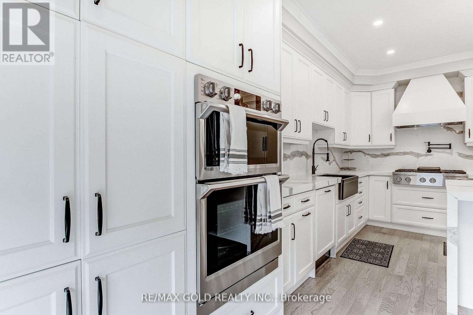 3352 Vernon Powell Drive, Oakville, Ontario L6H 0Y4 - Photo 16 - W13578018
