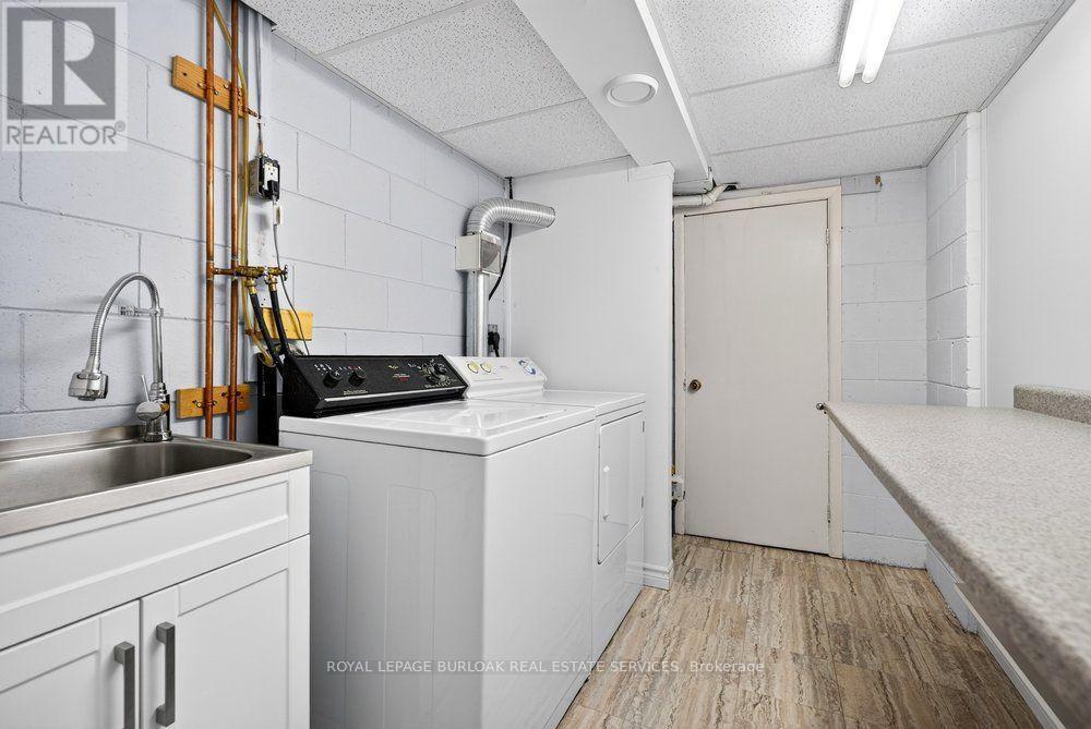 572 Bridgman Avenue, Burlington, Ontario  L7R 2V4 - Photo 35 - W13578472