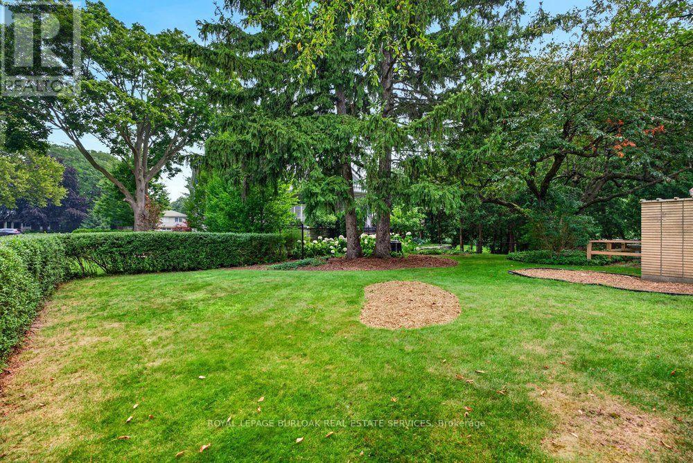 572 Bridgman Avenue, Burlington, Ontario  L7R 2V4 - Photo 41 - W13578472