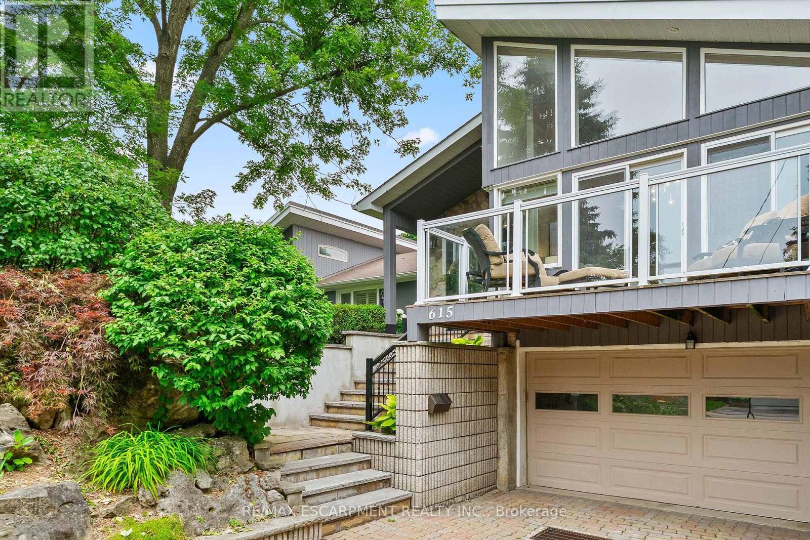 615 VANESSA CRESCENT - Photo 3