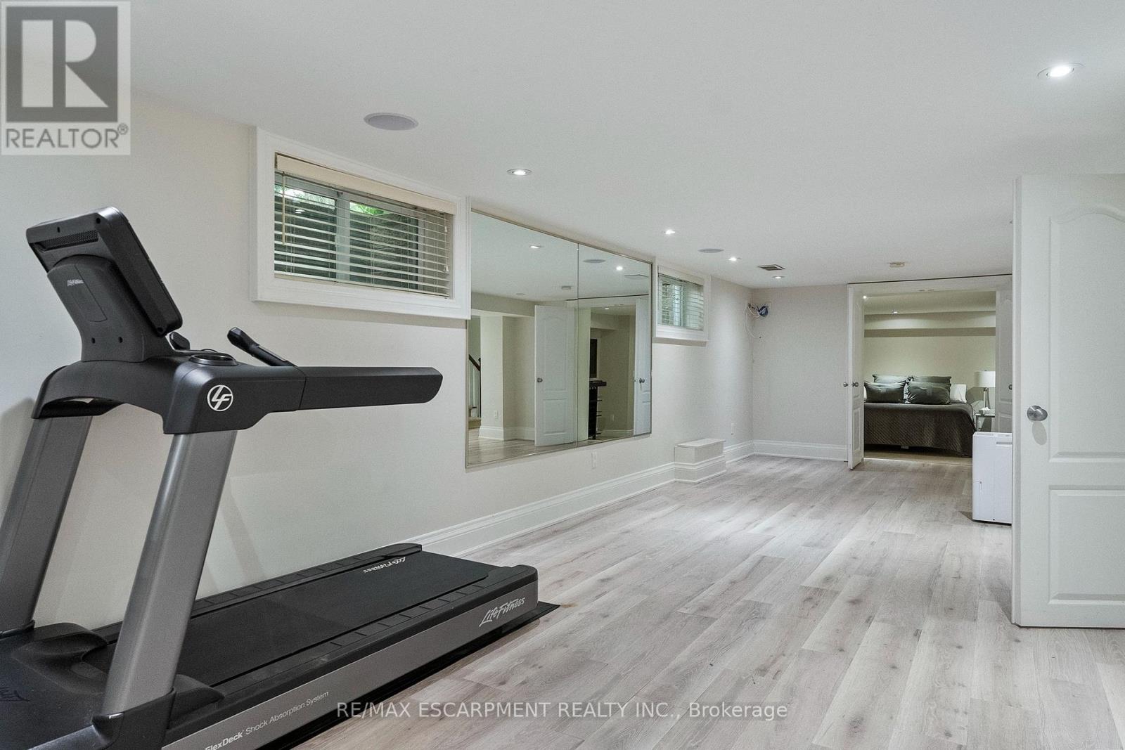615 VANESSA CRESCENT - Photo 36