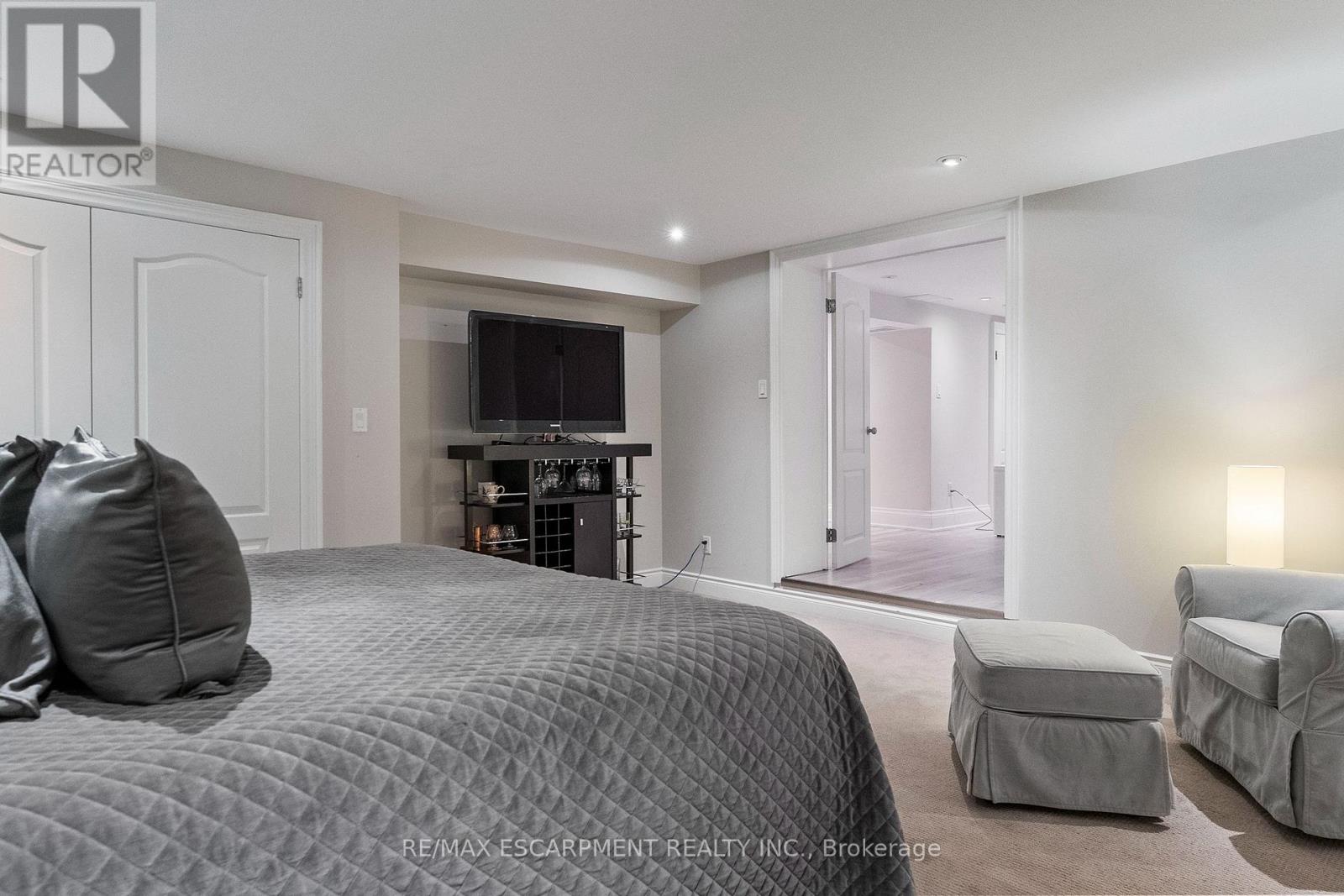 615 VANESSA CRESCENT - Photo 38