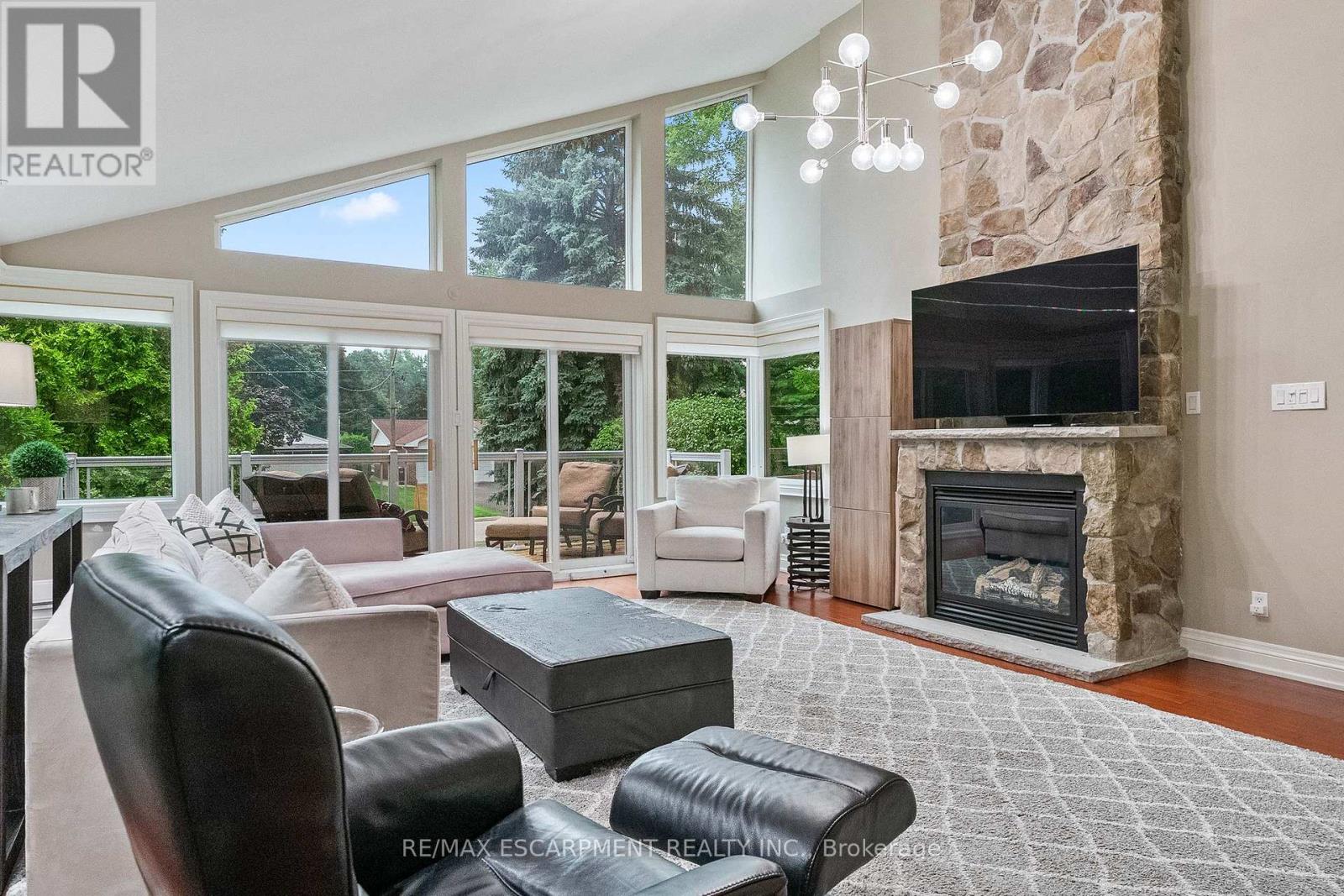 615 VANESSA CRESCENT - Photo 7