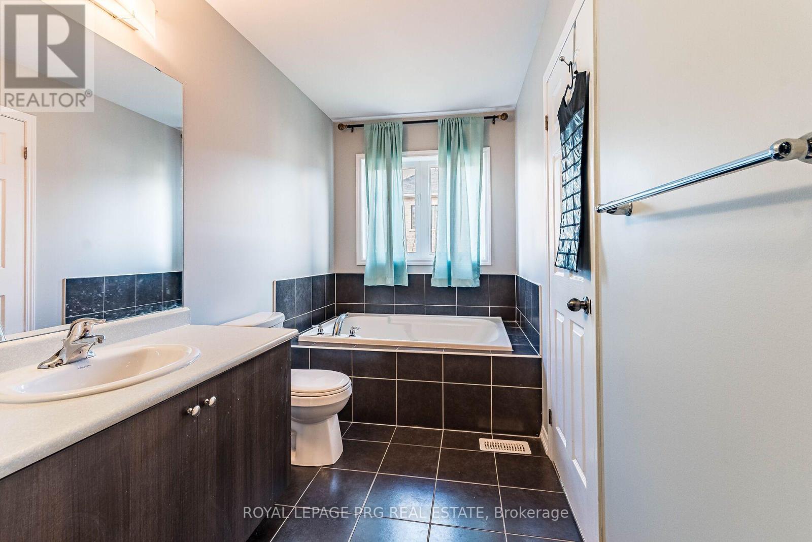 7718 Buckeye Crescent, Niagara Falls, Ontario  L2H 2Y6 - Photo 17 - X13578452